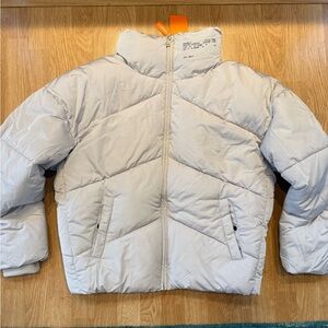 YoungLA 5031 / 526 Platinum Puffer Jacket Large NWT Winter Coat Backpack Straps